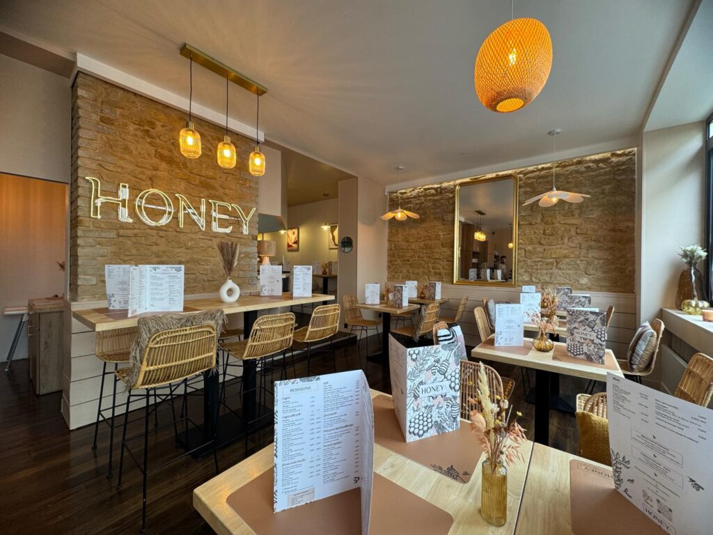 L'enseigne Honey Metz est située au 26 rue Pasteur.