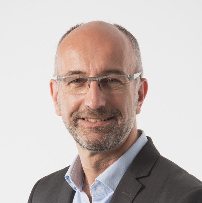 Serge Besnard et le groupe meurthe-et-mosellan Equasens , basé à Villers-lès-Nancy, lancent Loquii, une solution d’intelligence artificielle vocale de consultation.