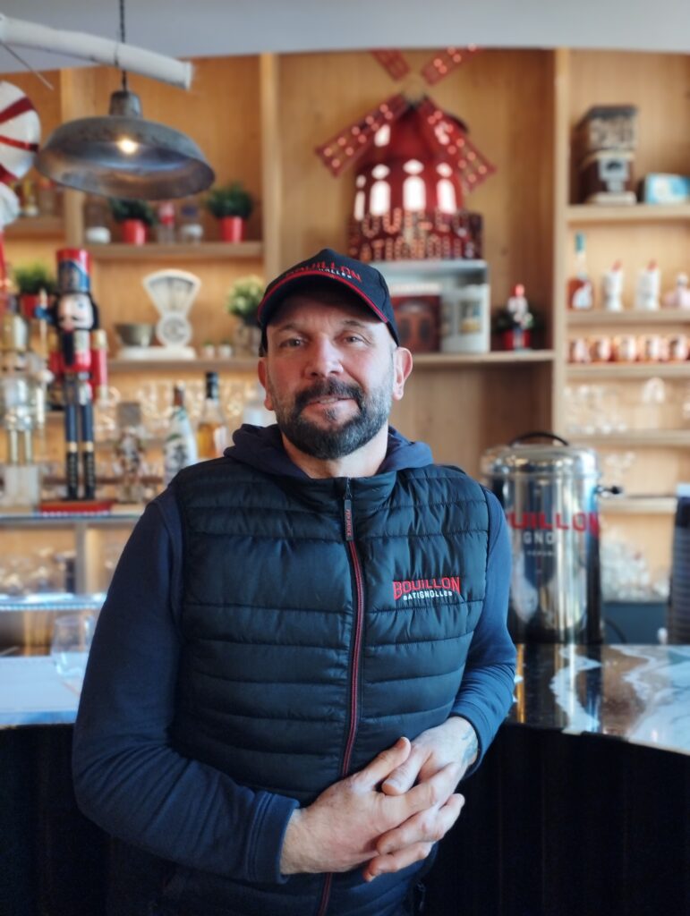 David Michel s'apprête à ouvrir deux nouveaux restaurants sous l'enseigne Bouillon Batignolles.