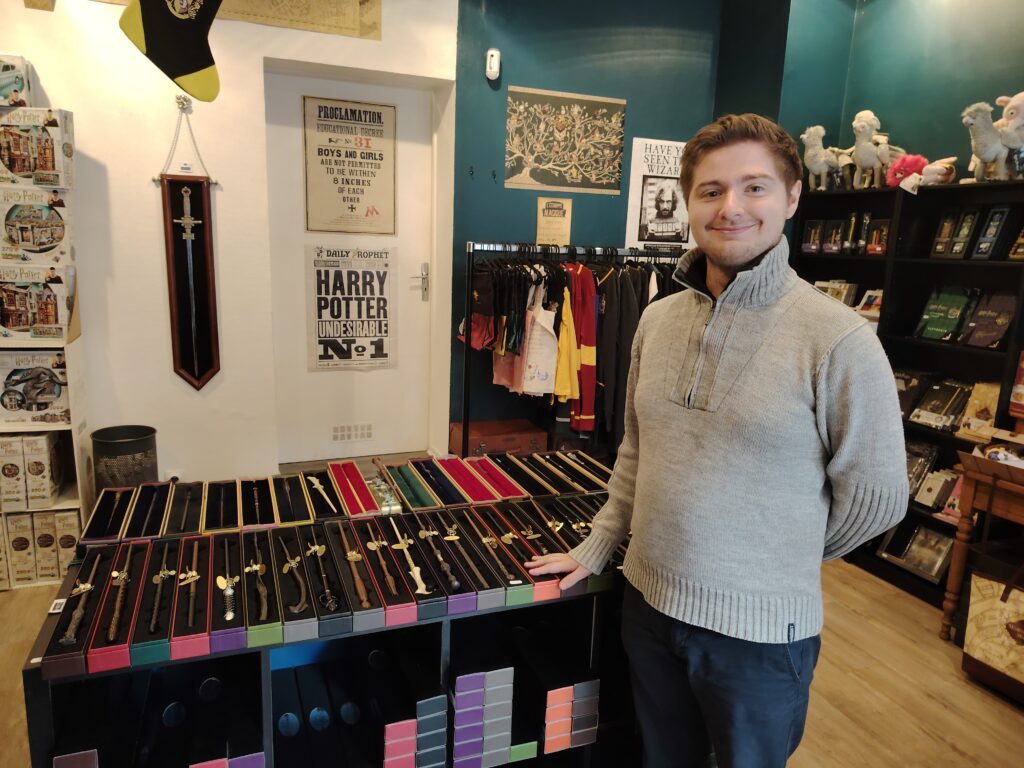 Au centre-ville de Metz, l'Échoppe Magique commercialise des articles liés à l'univers de la série fantastique Harry Potter.