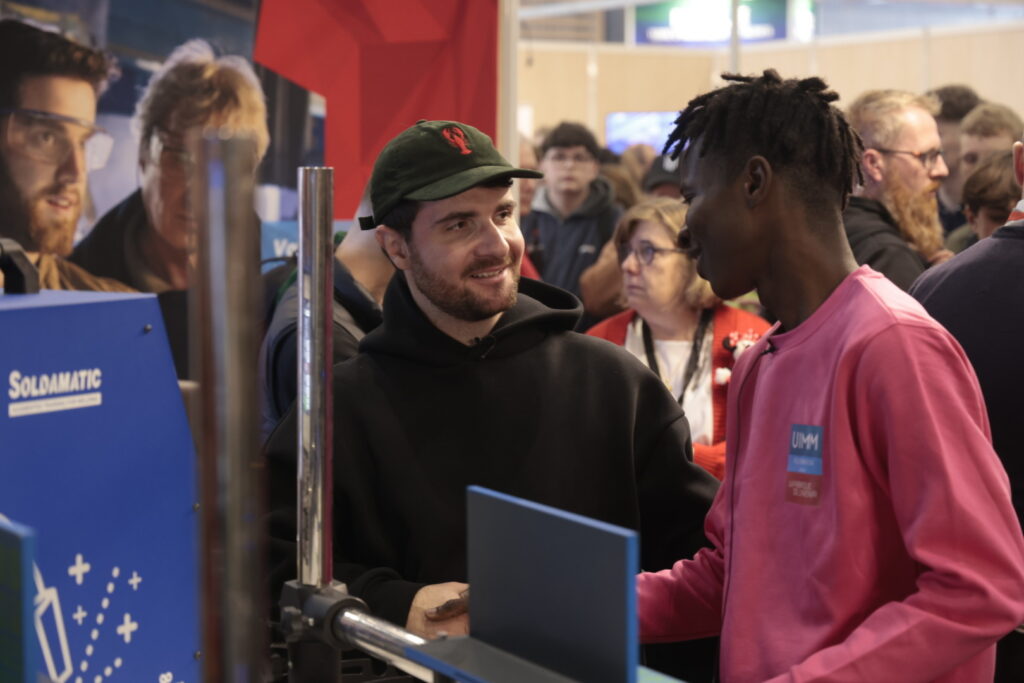 Amixem a déchaîné les foules dès son arrivée.