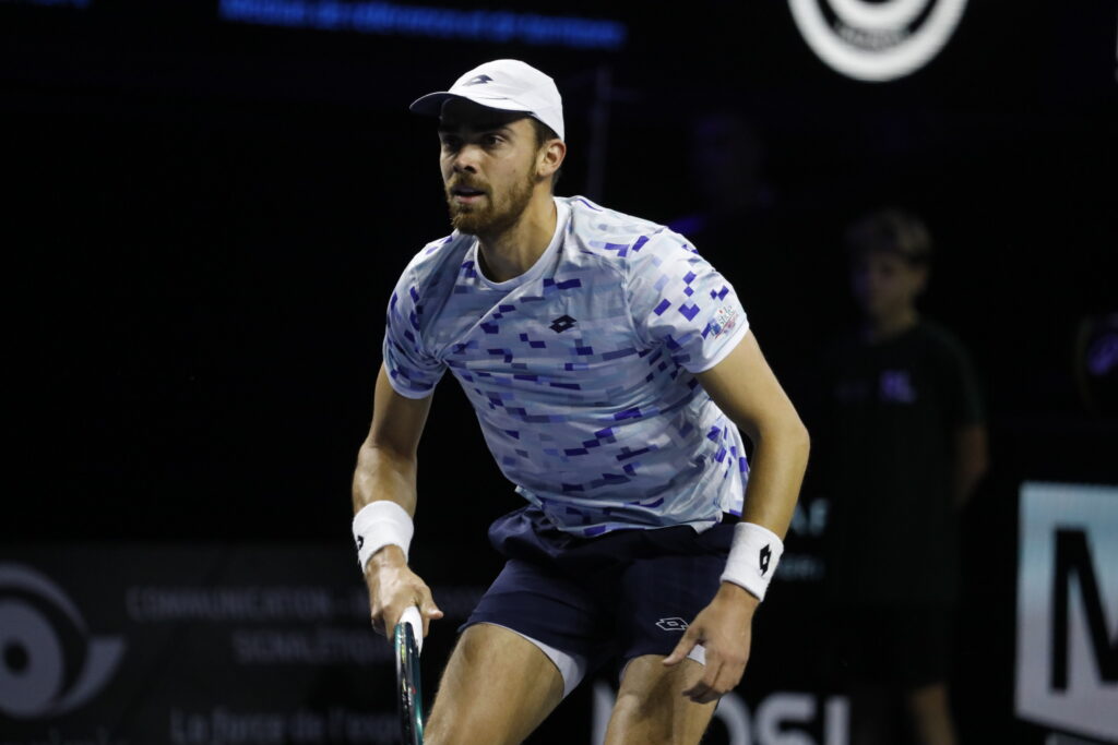 Benjamin Bonzi réalise une fin de saison tonitruante avec une série de victoires à couper le souffle.