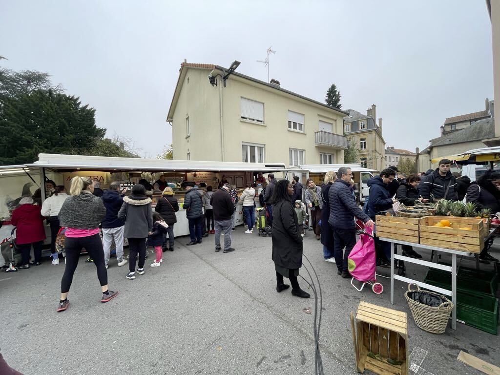 Le march&eacute; du samedi matin &agrave; Thionville rayonne bien au-del&agrave; de la commune