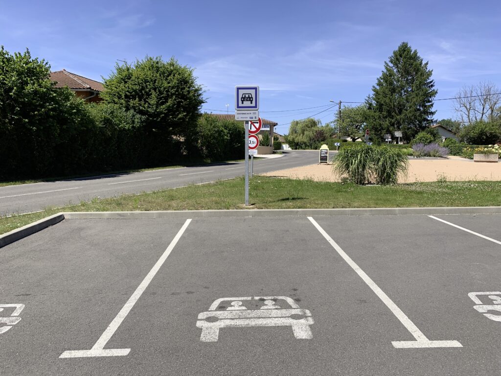 Allonzy.eu recense les trajets en covoiturage disponibles sur l'ensemble des grandes plateformes en ligne.