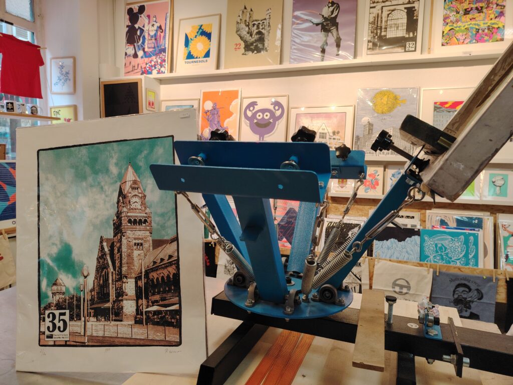 Sérigraphie de la gare de Metz réalisée par Patrick Secco.