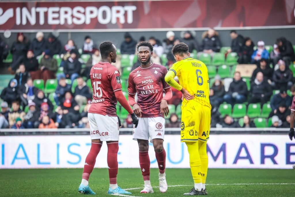 Les Messins n'ont pas trouvé la faille pour percer le coffre-fort palois et restent quatrièmes de Ligue 2, à mi-parcours.