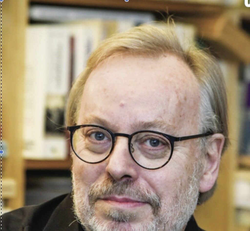 Agrégé d’histoire, Christian Delporte est professeur à l’université de Versailles Saint-Quentin-en-Yvelines.