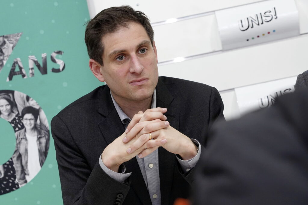 Xavier Bouvet, écrivain, spécialiste des études de l’opinion en ligne (social media listening), ancien chef du groupe politique Unis à Metz